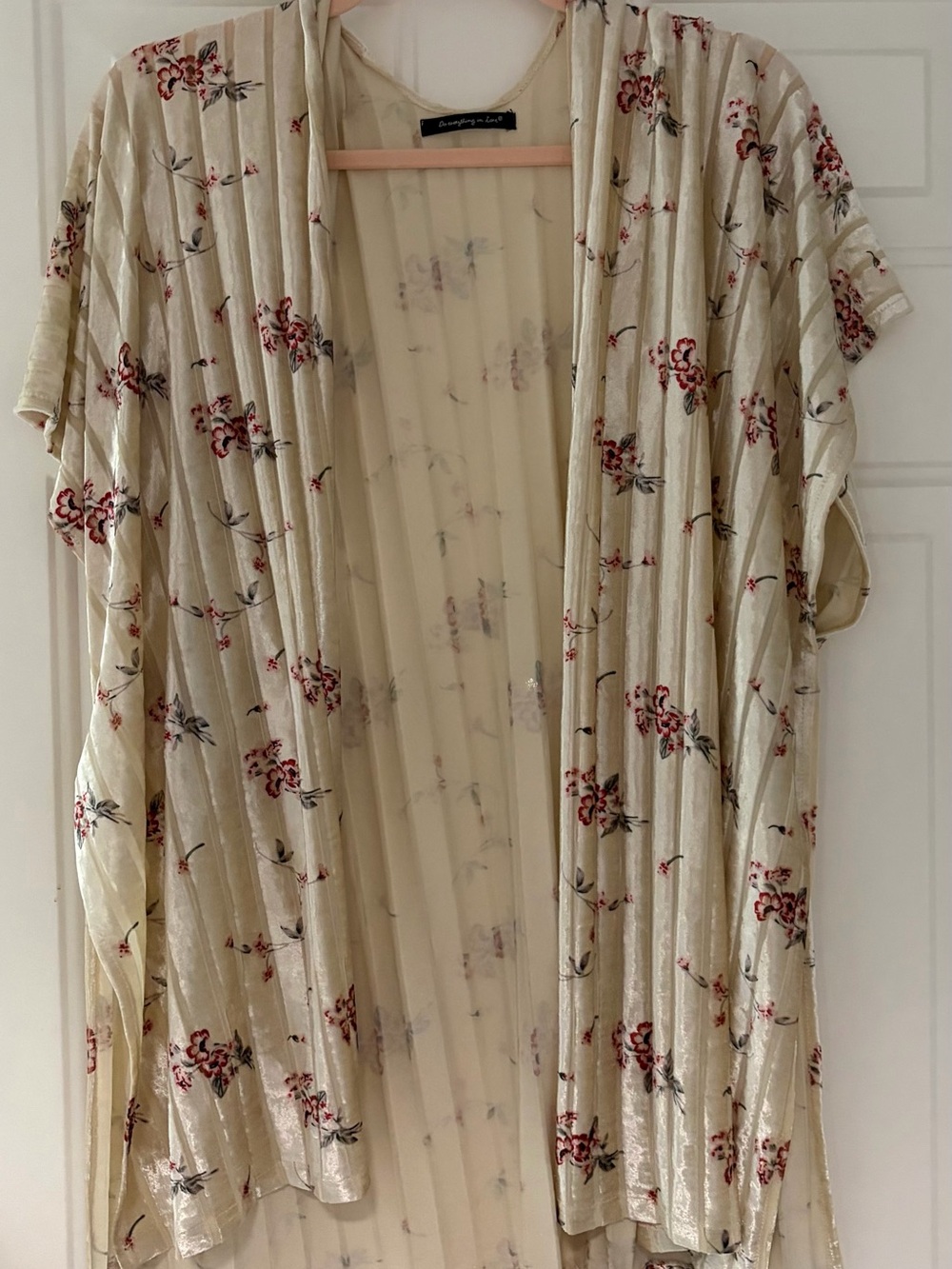 Do everything in love Cream Satin Floral Kimono Robe with Red Blossoms
